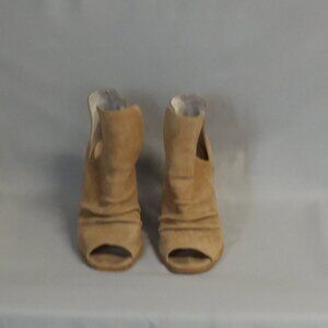 Kristin Cavallari Chinese Laundry Booties Size 6.5M